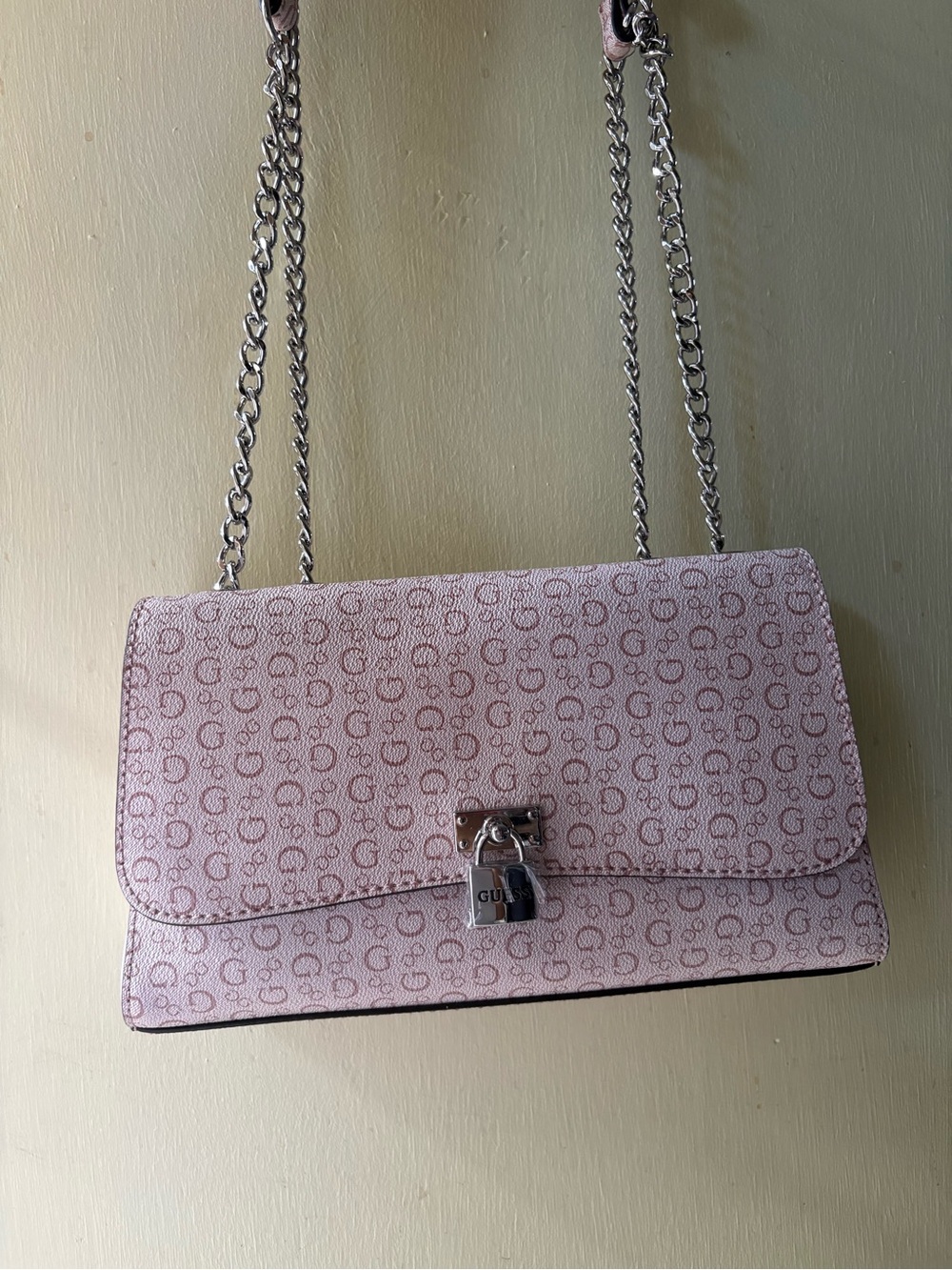 GUESS Light Pink Monogram Chain Shoulder Bag with Padlock